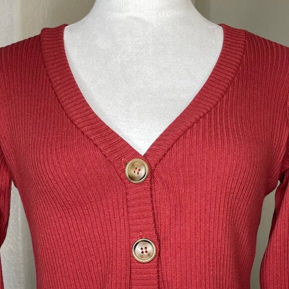 Altar'd State Womens Ribbed Knit Button-Up Long Sleeve Crop Top Size Small - Picture 3 of 7